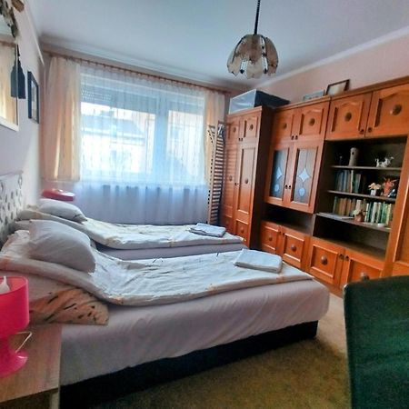 Bundik Vendégház Berettyóújfalu Exterior foto