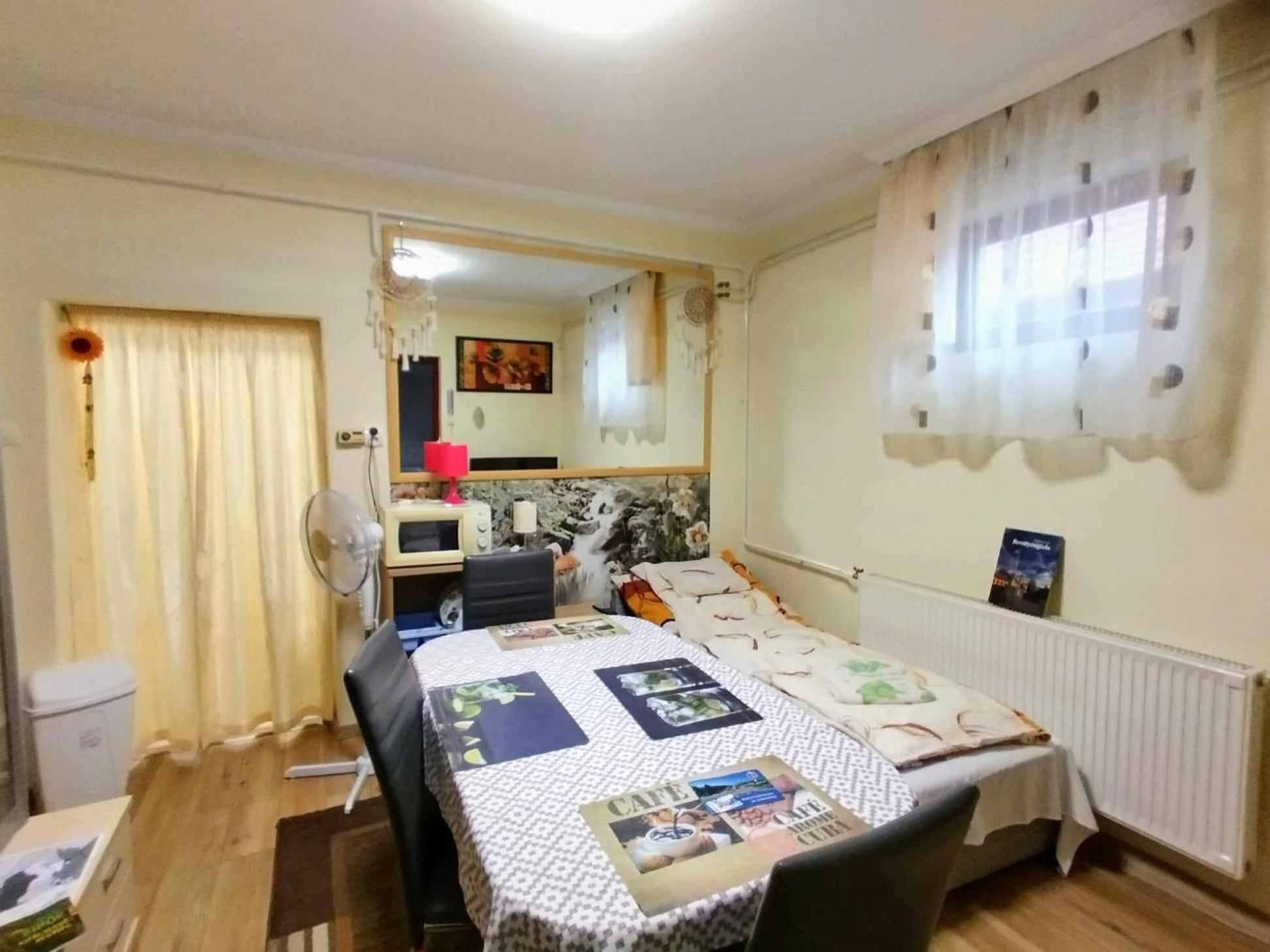 Bundik Vendégház Berettyóújfalu Exterior foto